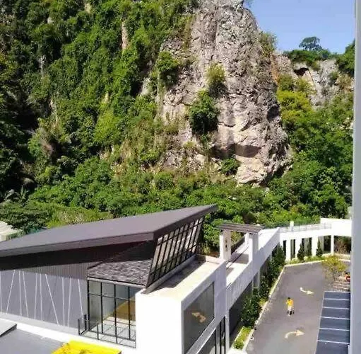 Ipoh Garden East Hill Side Apartment By Warmth Stay